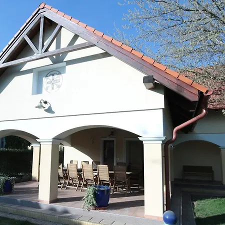 Calm Luxury Original Artworks Free Parking Lejlighed Šamorín