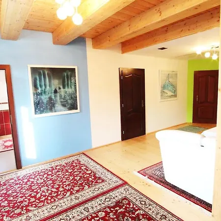 Calm Luxury Original Artworks Free Parking * Samorin