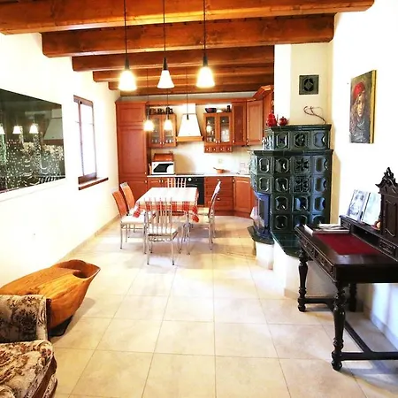 Calm Luxury Original Artworks Free Parking Samorin