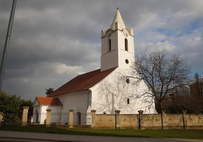 Calm Luxury Original Artworks Free Parking Διαμέρισμα Šamorín